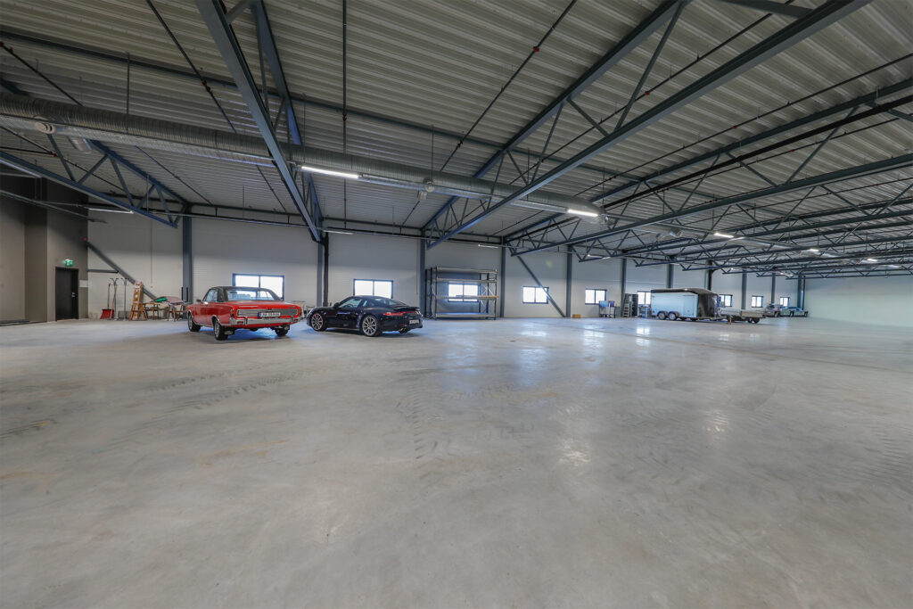 hall for lagring av kjøretøy